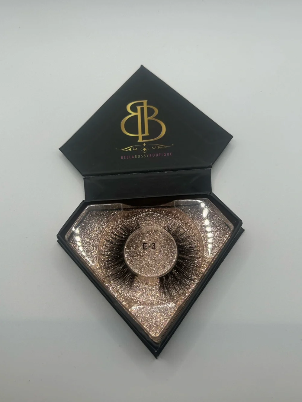Bella Bossy Mink lashes Luxury Eyelashes style D3
